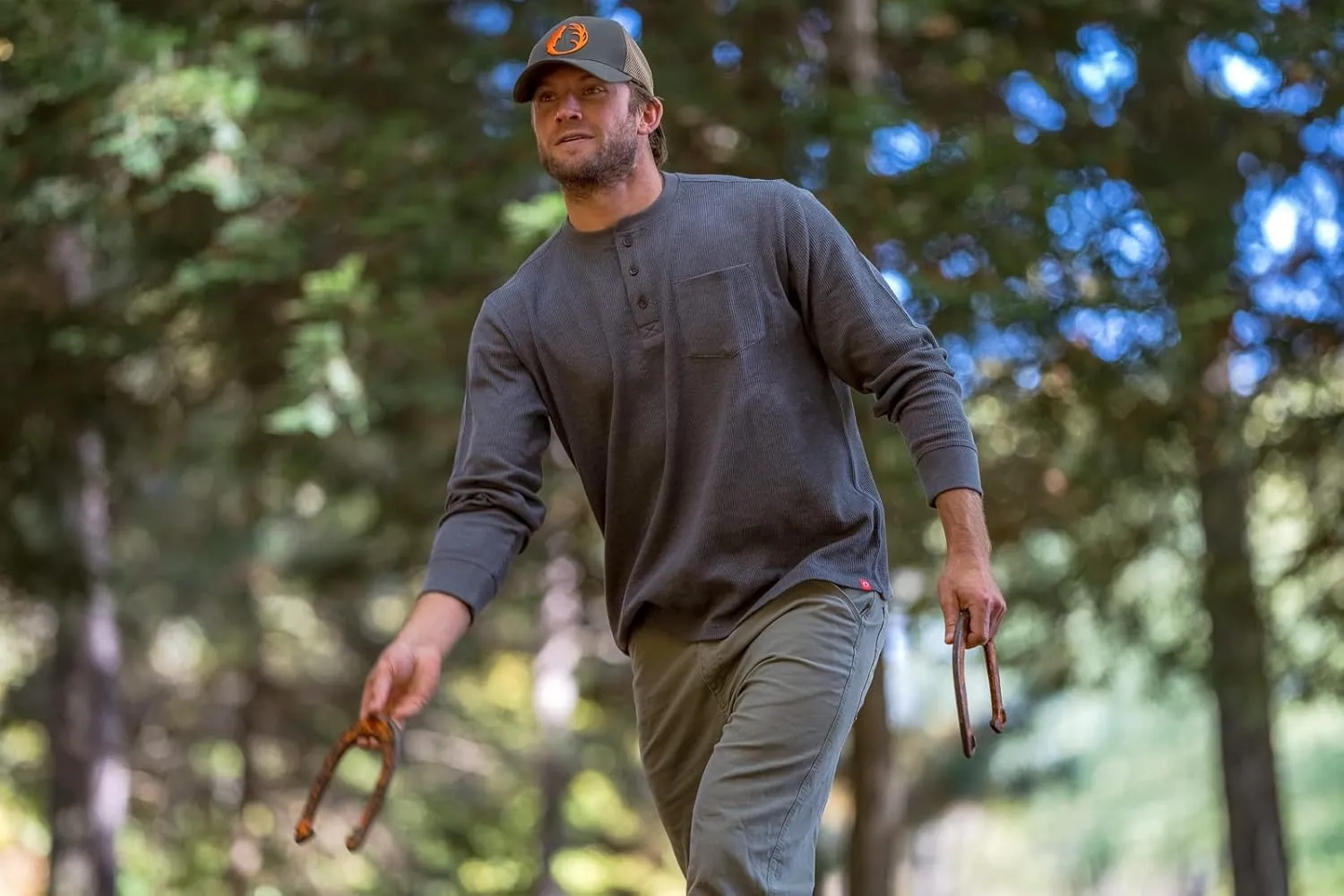 The American Outdoorsman Long-Sleeve Waffle Knit Thermal Henley Shirts with Pocket for Men